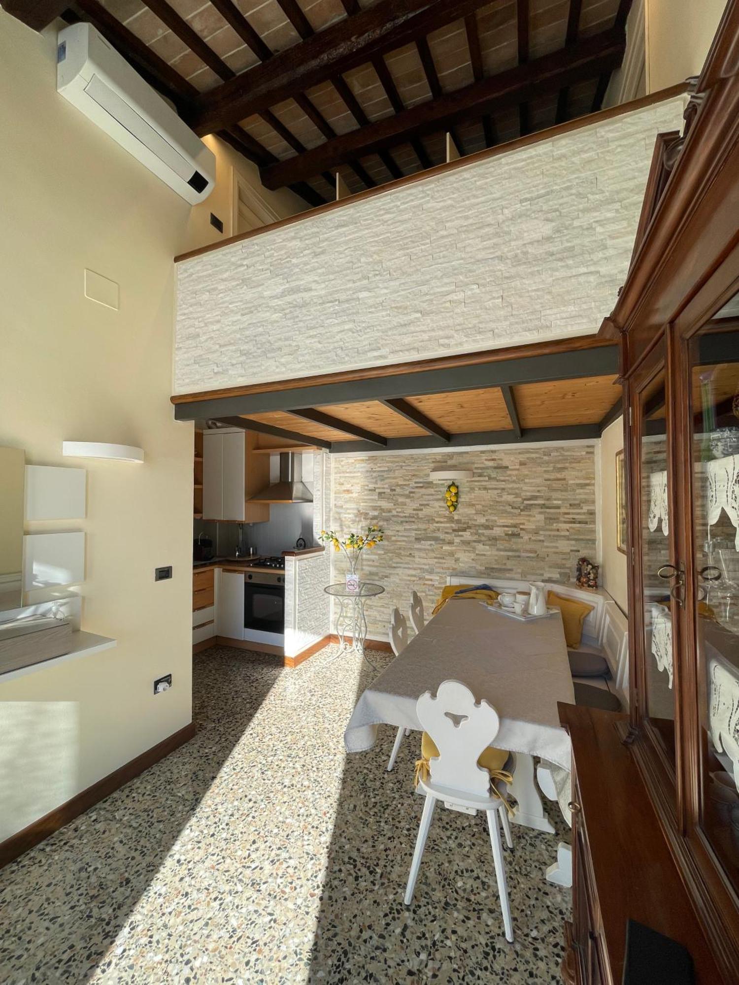 Elena Casa Turistica